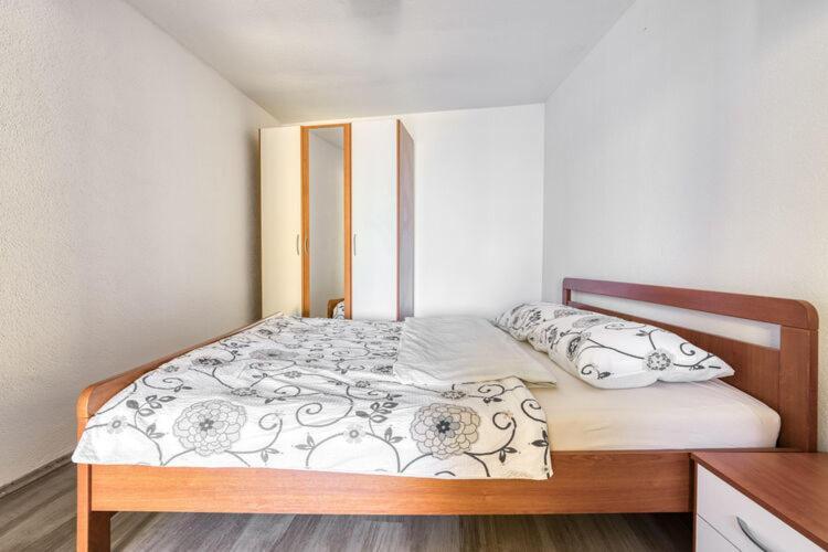 Apartments Nika With Swimming Pool And Beautiful Sea View Dobrec Exterior photo
